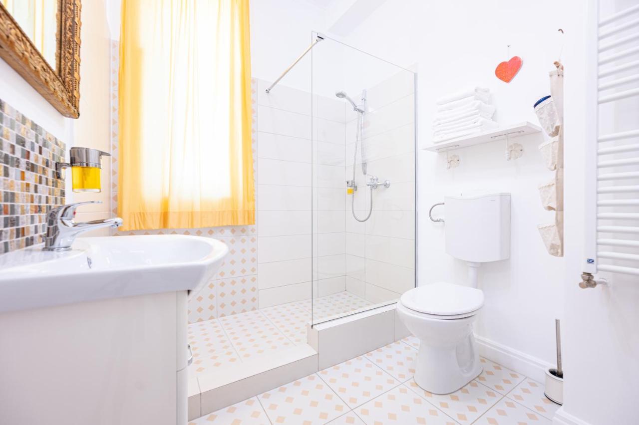 Old City Apartment Oradea Extérieur photo