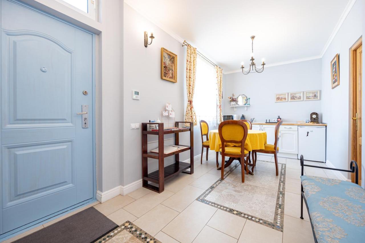 Old City Apartment Oradea Extérieur photo